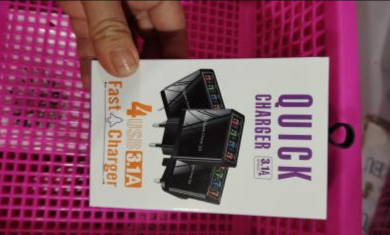 USB Väggladdare 4-Port QC3.0 – Snabbladdare för Mobil, Surfplatta och Tillbehör