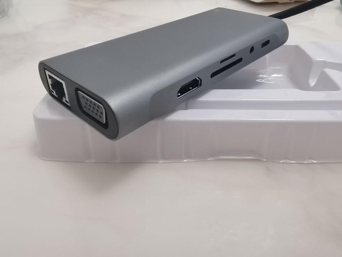 USB-C Dockningsstation 11-i-1 – HDMI, VGA, Ethernet, Ljud, SD/TF, USB 3.0